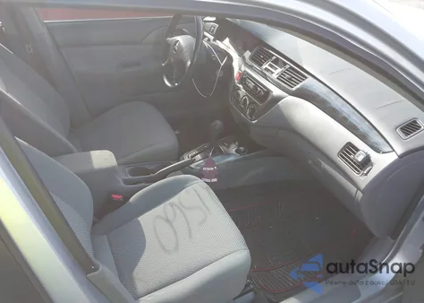 2006 Mitsubishi Lancer Es/Se z USA, uszkodzony, nr VIN JA3AJ26E76U053522